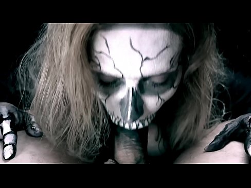 ❤️ Demon djevojka siše kurac svojim crnim ustima i guta spermu. ️❌ Domaći porno na hr.bsglass.ru ❌️